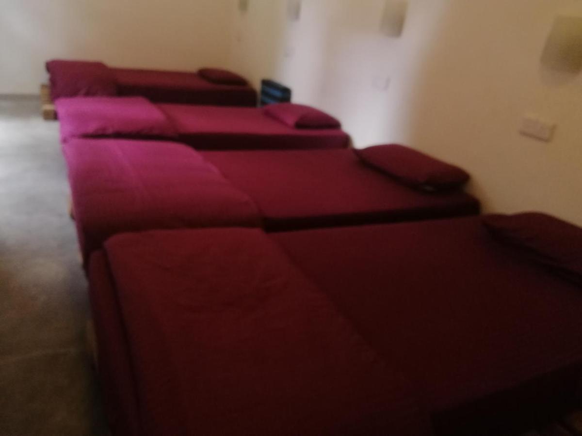 Tiki Bar Hostel 엘라 외부 사진