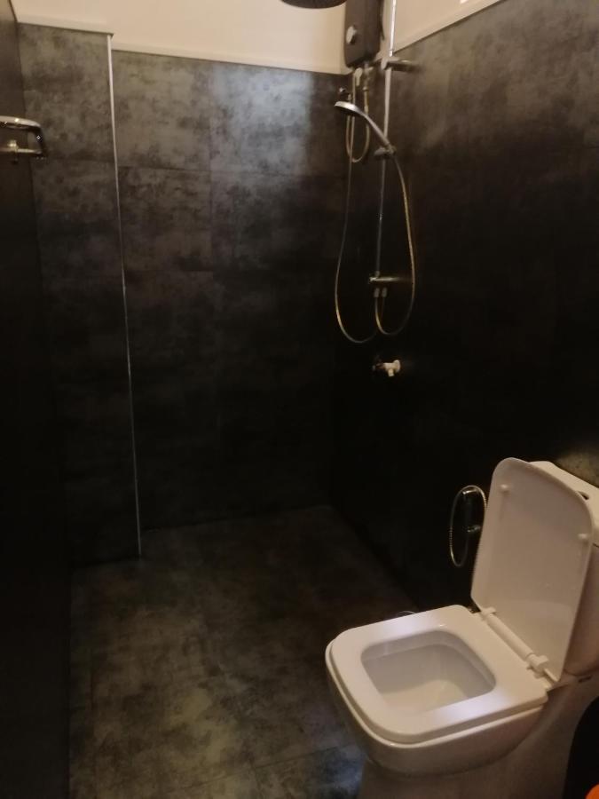 Tiki Bar Hostel 엘라 외부 사진