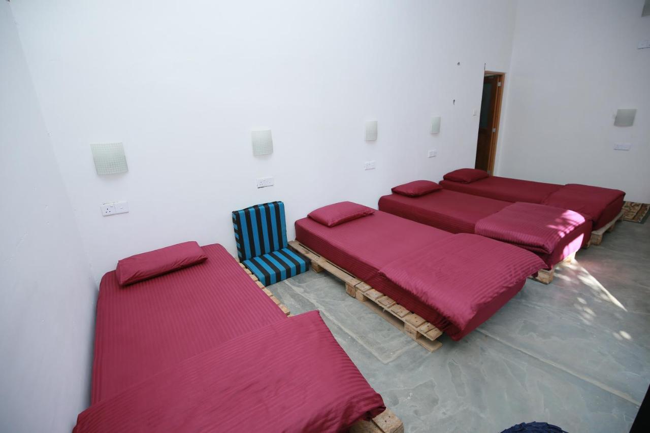 Tiki Bar Hostel 엘라 외부 사진